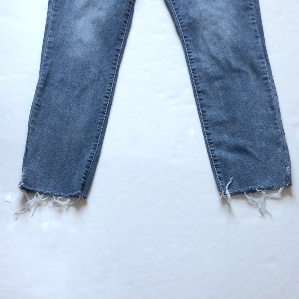 Democracy Ab Technology Skinny Jeans 8 Light Wash Stretch Raw Hem Distressed Mom - Picture 5 of 13